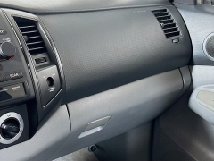 Used 2006  Toyota Tacoma 4WD Access Cab at Dutro Auto near Zanesville&comma; OH