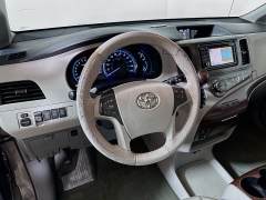 Used 2014 Toyota Sienna 4d Wagon XLE w/Auto Access Seat at Dutro Auto near Zanesville, OH
