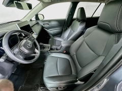 Used 2026  Toyota Corolla Cross XLE AWD at Graham Auto Mall near Mansfield&comma; OH
