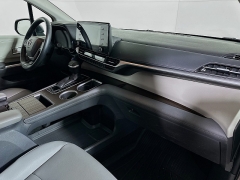 Used 2021  Toyota Sienna XLE AWD 7-Passenger at Graham Auto Mall near Mansfield&comma; OH