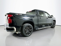 Used 2019  Chevrolet Silverado 1500 4WD Crew Cab LT at Graham Auto Mall near Mansfield, OH