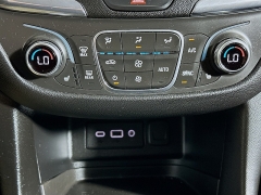 Used 2019  Chevrolet Equinox 4d SUV AWD LT w&sol;1LT at Dutro Auto near Zanesville&comma; OH