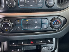 Used 2016  Chevrolet Colorado 4WD Crew Cab Z71 at Dutro Auto near Zanesville&comma; OH
