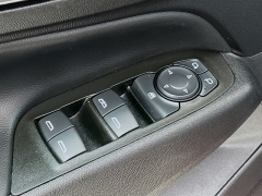 Used 2022  Chevrolet Equinox FWD 4dr LT w&sol;1LT at Dutro Auto near Zanesville&comma; OH