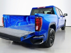 Used 2024  GMC Sierra 1500 4WD Crew Cab 147" Elevation w&sol;3VL at Graham Auto Mall near Mansfield&comma; OH