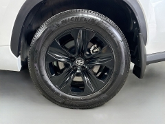 Used 2025  Toyota Highlander Hybrid XLE Nightshade AWD at Dutro Auto near Zanesville&comma; OH