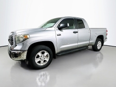 Used 2018  Toyota Tundra 4WD Double Cab SR5 5&period;7L FFV at Graham Auto Mall near Mansfield&comma; OH