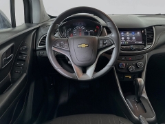 Used 2022  Chevrolet Trax AWD 4dr LT at Dutro Auto near Zanesville&comma; OH