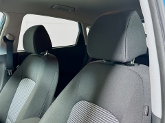 Used 2020  Hyundai Kona 4d SUV FWD SEL at Graham Auto Mall near Mansfield&comma; OH