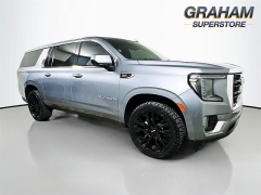  2022 GMC Yukon XL 4WD 4dr SLE at Dutro Auto near Zanesville&comma; OH