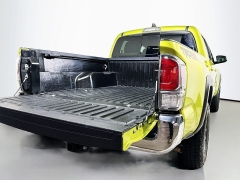 Used 2023  Toyota Tacoma 4WD TRD Off Road Double Cab 5ft Bed V6 AT at Graham Auto Mall near Mansfield&comma; OH