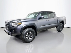 Used 2021  Toyota Tacoma 4WD TRD Off Road Double Cab 5ft Bed V6 AT at Dutro Auto near Zanesville&comma; OH