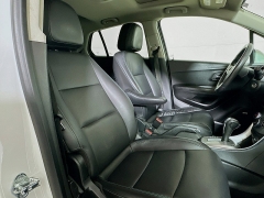Used 2015  Chevrolet Trax 4d SUV FWD LTZ at Dutro Auto near Zanesville&comma; OH