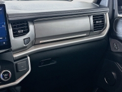 Used 2024  Ford Expedition XLT 4x4 at Graham Auto Mall near Mansfield&comma; OH