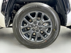 New 2026  Toyota Tundra Hybrid 4WD Platinum CrewMax 6&period;5ft Bed at Dutro Auto near Zanesville&comma; OH