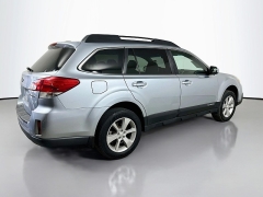 Used 2013  Subaru Outback 4d SUV i Premium CVT at Graham Auto Mall near Mansfield&comma; OH