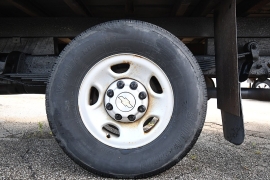 Used 2013  Chevrolet Express Cutaway 2d Chassis Van 139" WB SRW at Dutro Auto near Zanesville&comma; OH