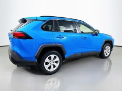Used 2020  Toyota RAV4 4d SUV AWD LE at Dutro Auto near Zanesville&comma; OH