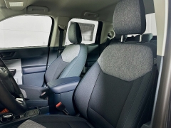 New 2025  Ford Maverick XLT FWD SuperCrew Hybrid at Graham Auto Mall near Mansfield&comma; OH