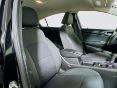 Used 2017  Chevrolet Cruze 4d Hatchback LT Auto at Dutro Auto near Zanesville&comma; OH
