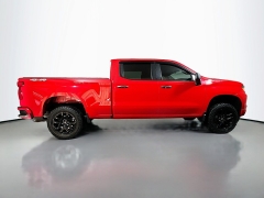 Used 2022  Chevrolet Silverado 1500 4WD Crew Cab 147" Custom at Graham Auto Mall near Mansfield&comma; OH