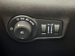 Used 2022  Jeep Compass Limited 4x4 at Graham Auto Mall near Mansfield, OH