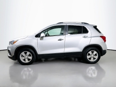Used 2020  Chevrolet Trax 4d SUV FWD LT at Dutro Auto near Zanesville&comma; OH
