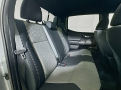 Used 2020  Toyota Tacoma 4WD Double Cab TRD Sport Auto at Dutro Auto near Zanesville&comma; OH