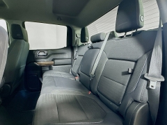 Used 2019  Chevrolet Silverado 1500 4WD Crew Cab RST at Dutro Auto near Zanesville&comma; OH