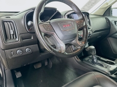 Used 2015  GMC Canyon 4WD Crew Cab SLE at Dutro Auto near Zanesville&comma; OH