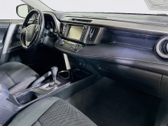 Used 2017  Toyota RAV4 Hybrid 4d SUV AWD XLE at Graham Auto Mall near Mansfield, OH