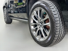 Used 2019  Cadillac Escalade 4d SUV 4WD Platinum at Graham Auto Mall near Mansfield&comma; OH
