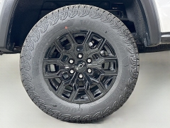 Used 2025  Chevrolet Colorado 4WD Crew Cab Trail Boss at Dutro Auto near Zanesville&comma; OH