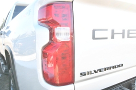 Used 2022  Chevrolet Silverado 2500HD 4WD Crew Cab 159" Custom at Dutro Auto near Zanesville&comma; OH