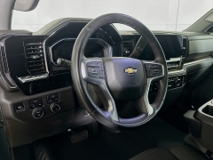Used 2025  Chevrolet Silverado 1500 4WD Crew Cab 147" LT w&sol;1LT at Dutro Auto near Zanesville&comma; OH