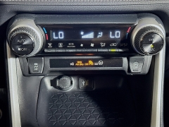 Used 2025  Toyota RAV4 XLE AWD at Graham Auto Mall near Mansfield&comma; OH