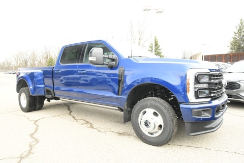 New 2026 Ford Super Duty F-350 4WD Platinum Crew Cab DRW 8' Box at Graham Automall near Mansfield, OH
