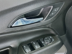 Used 2021  Chevrolet Equinox FWD 4dr LT w/1LT at Dutro Auto near Zanesville, OH