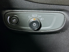 Used 2018  Chevrolet Equinox 4d SUV AWD LT w&sol;1LT at Graham Auto Mall near Mansfield&comma; OH