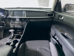 Used 2019  Kia Optima 4d Sedan LX at Graham Auto Mall near Mansfield&comma; OH