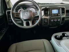 Used 2014  Ram 1500 4WD Crew Cab Express at Dutro Auto near Zanesville&comma; OH