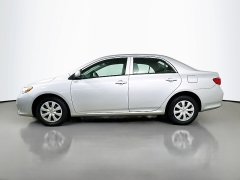 Used 2010  Toyota Corolla 4d Sedan LE at Dutro Auto near Zanesville&comma; OH