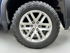 Used 2021  GMC Sierra 1500 4WD Crew Cab 147" SLT at Dutro Auto near Zanesville&comma; OH