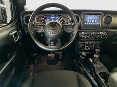 Used 2019  Jeep Wrangler Unlimited 4d SUV 4WD Sport at Dutro Auto near Zanesville&comma; OH