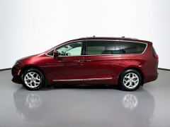 Used 2019  Chrysler Pacifica 4d Wagon Touring L at Dutro Auto near Zanesville&comma; OH