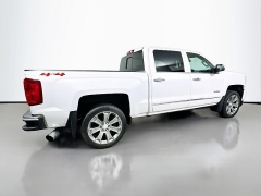 Used 2018  Chevrolet Silverado 1500 4WD Crew Cab High Country at Graham Auto Mall near Mansfield&comma; OH
