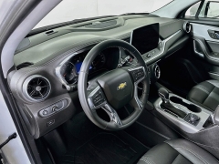 Used 2023  Chevrolet Blazer FWD 4dr LT w&sol;3LT at Dutro Auto near Zanesville&comma; OH