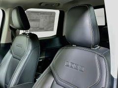New 2026  Ford Maverick Lobo High AWD SuperCrew at Dutro Auto near Zanesville&comma; OH