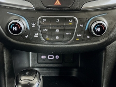 Used 2021  Chevrolet Equinox AWD 4dr LT w&sol;1LT at Dutro Auto near Zanesville&comma; OH