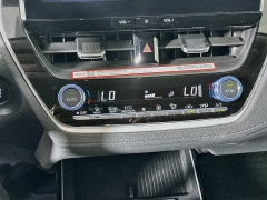 Used 2026  Toyota Corolla Cross XLE AWD at Graham Auto Mall near Mansfield&comma; OH